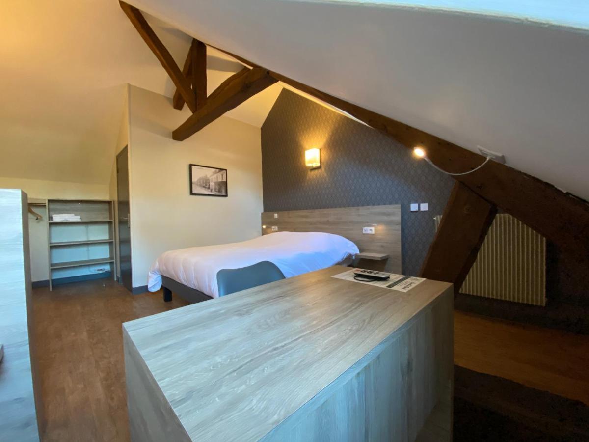 Logis - Hotel & Restaurant Saint Nicolas Chaumont-en-Vexin Ngoại thất bức ảnh