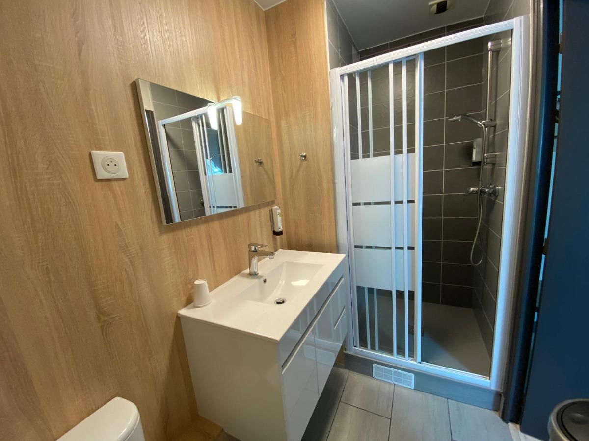 Logis - Hotel & Restaurant Saint Nicolas Chaumont-en-Vexin Ngoại thất bức ảnh